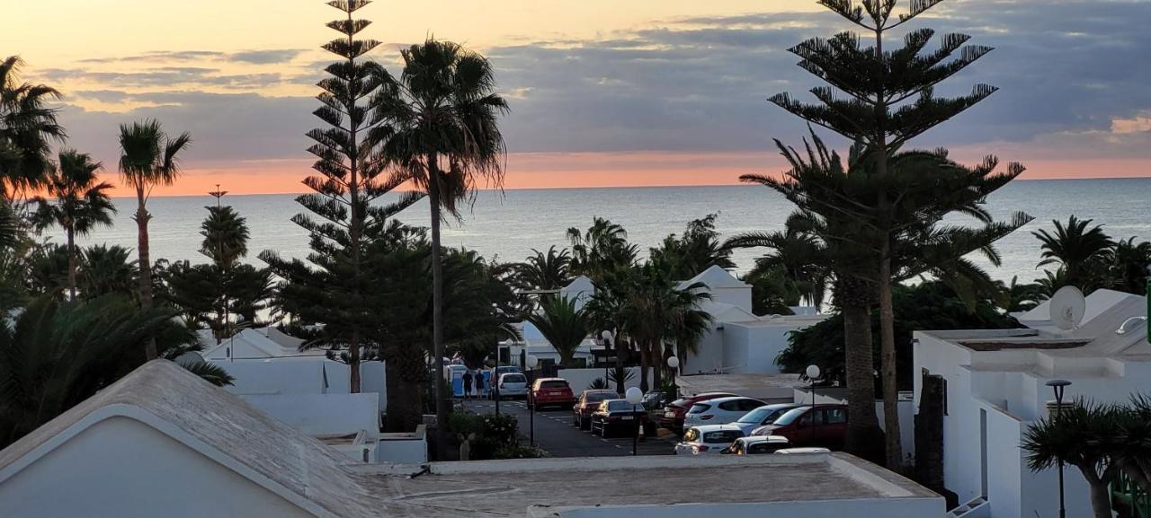 Апартаменты Casahost Bastian Boutique II Seaview Коста-Тегисе Экстерьер фото
